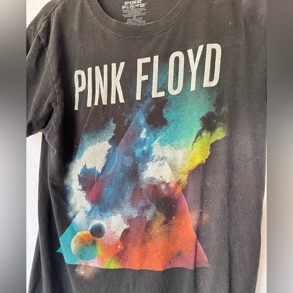 Pink Floyd black graphic tee - cotton t shirt - Picture 2 of 4